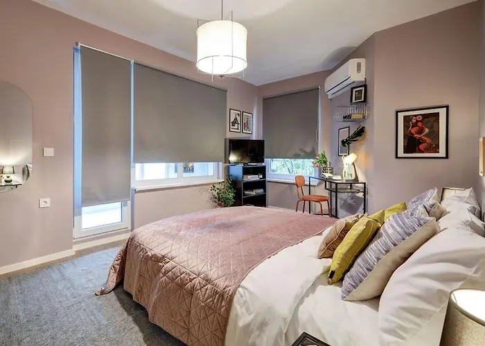 アパート Ardor ヴァルナ